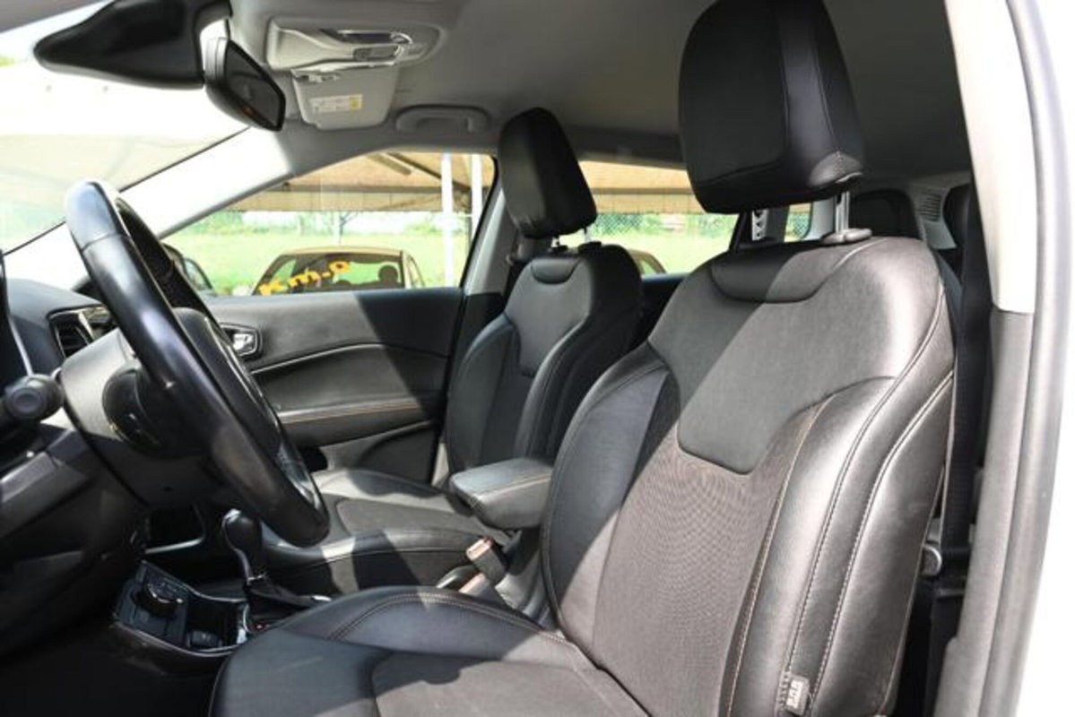 Jeep Compass 1.3 T4 190CV PHEV AT6 4xe Limited (14)