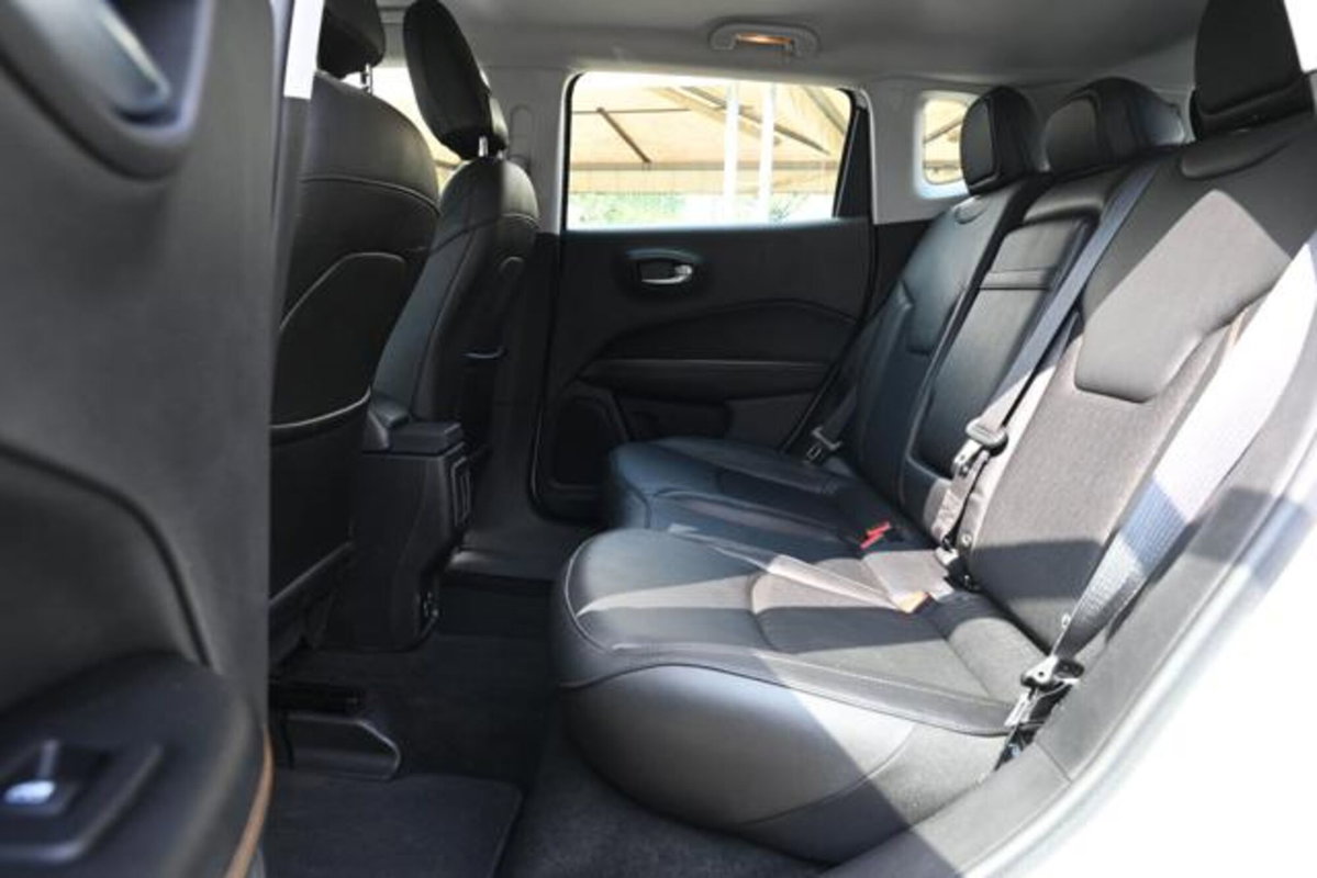 Jeep Compass 1.3 T4 190CV PHEV AT6 4xe Limited (15)