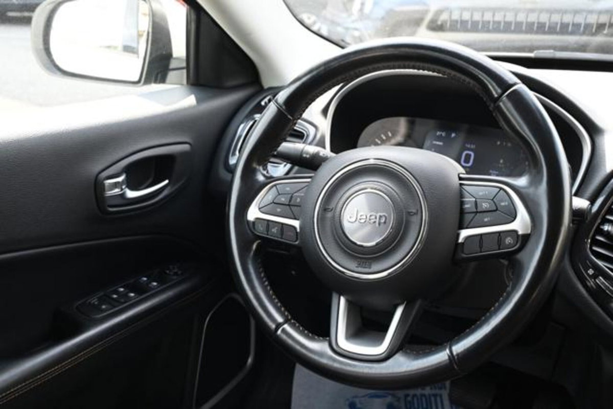 Jeep Compass 1.3 T4 190CV PHEV AT6 4xe Limited (20)
