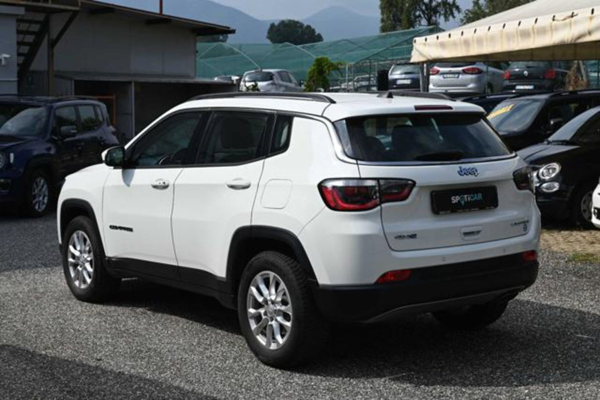 Jeep Compass 1.3 T4 190CV PHEV AT6 4xe Limited (7)