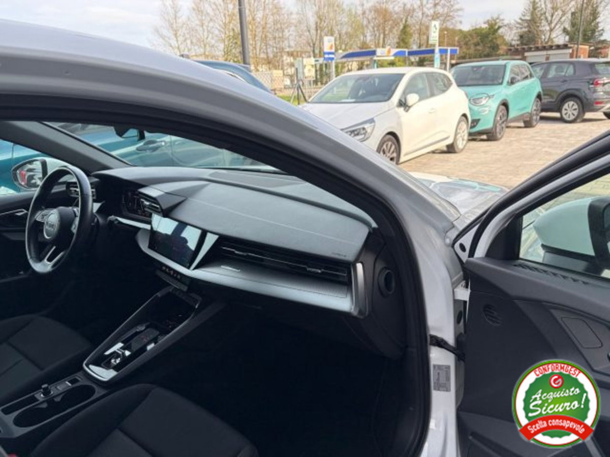 Audi A3 Sportback 30 TDI S tronic Business (14)