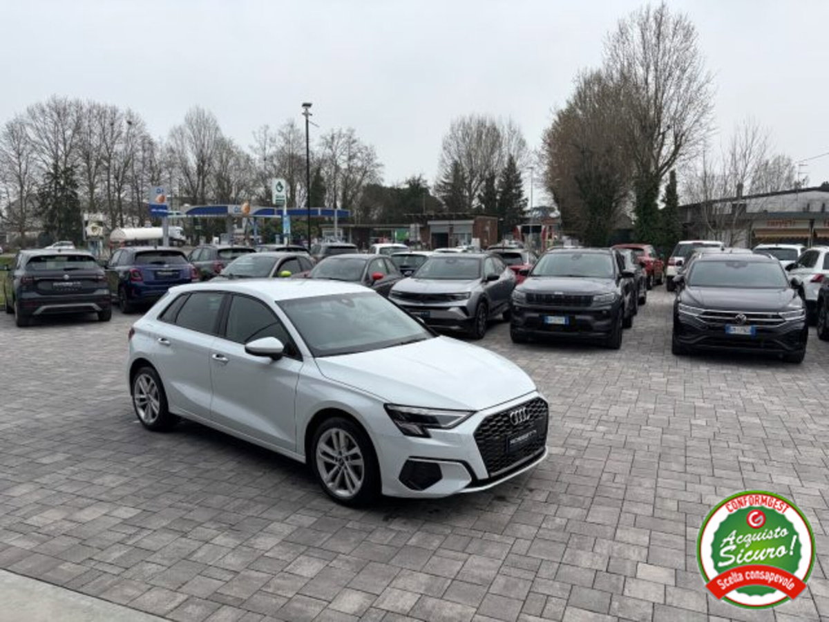 Audi A3 Sportback 30 TDI S tronic Business (4)