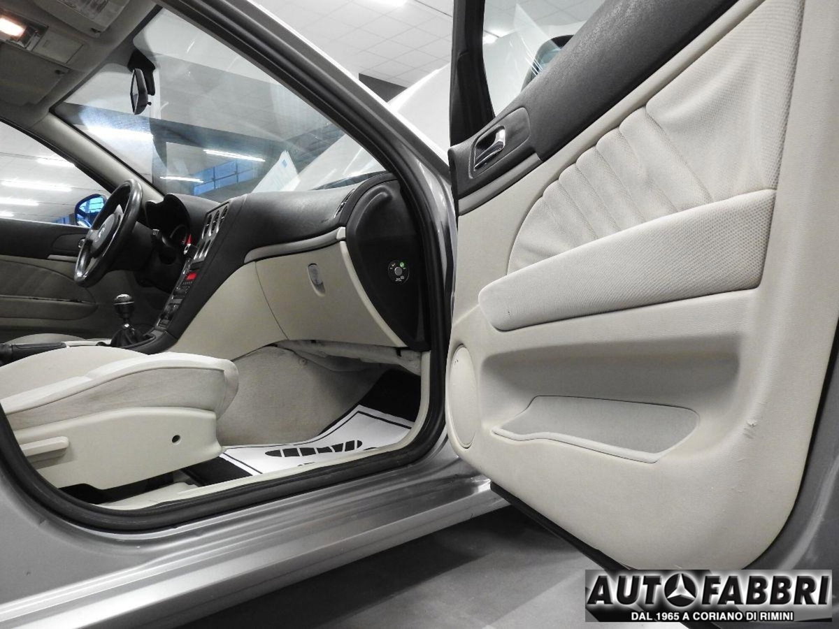 Alfa Romeo 159 1.9 JTS 16V Distinctive (11)