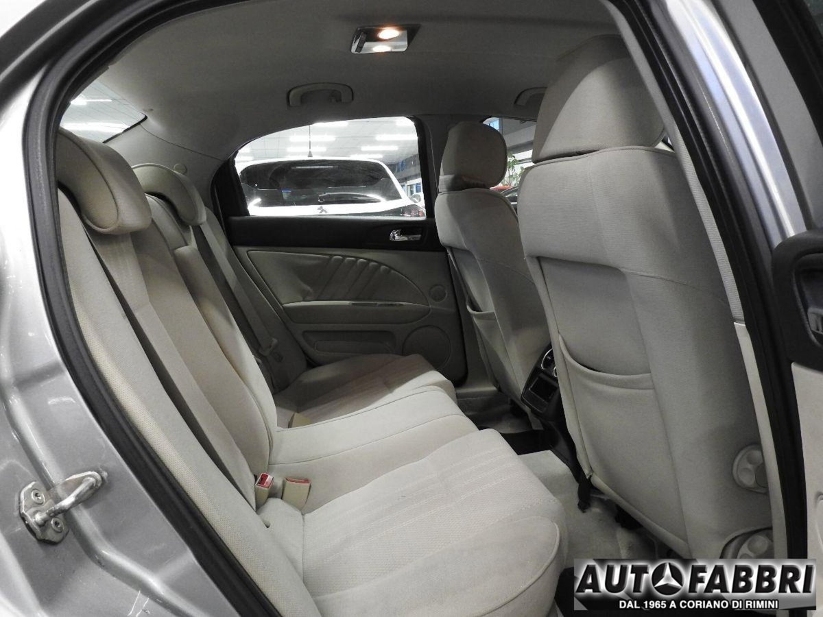 Alfa Romeo 159 1.9 JTS 16V Distinctive (13)