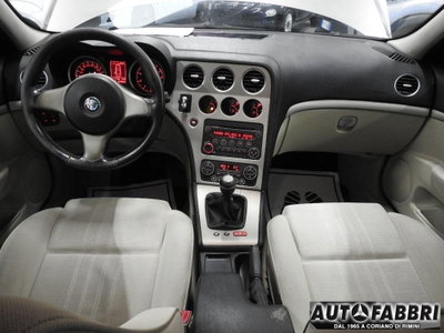Alfa Romeo 159 1.9 JTS 16V Distinctive (15)