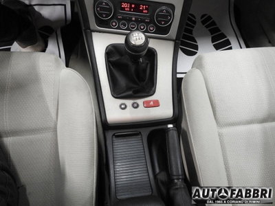 Alfa Romeo 159 1.9 JTS 16V Distinctive (17)