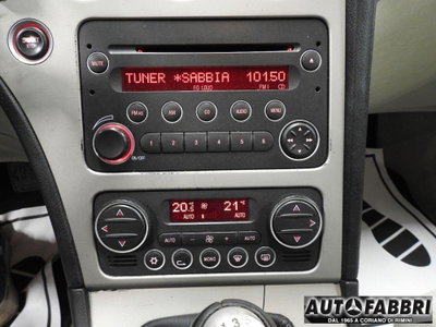 Alfa Romeo 159 1.9 JTS 16V Distinctive (18)