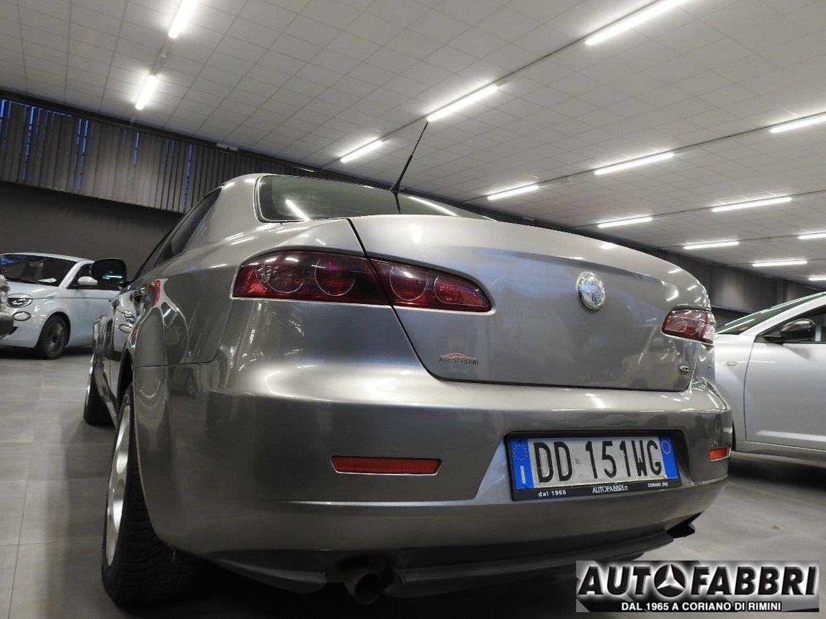 Alfa Romeo 159 1.9 JTS 16V Distinctive (3)