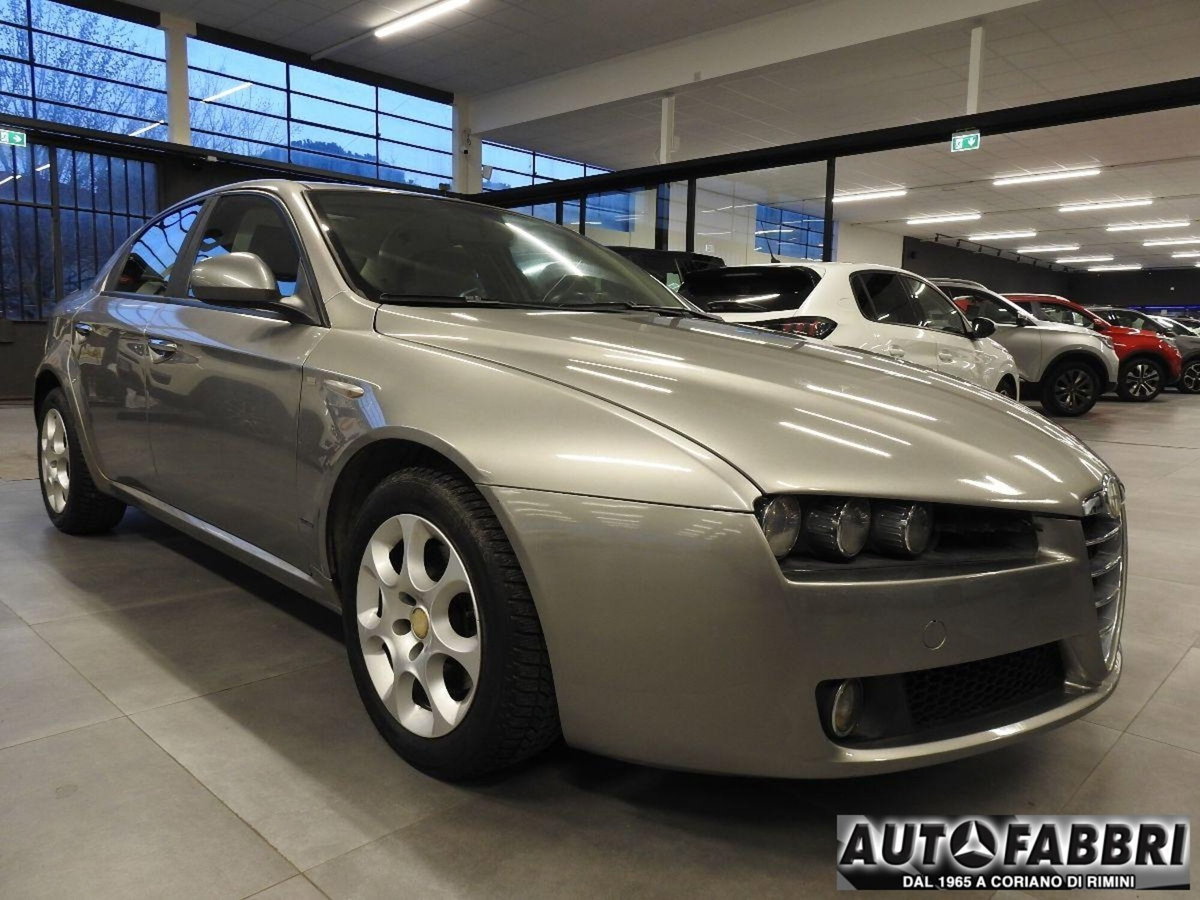 Alfa Romeo 159 1.9 JTS 16V Distinctive (6)