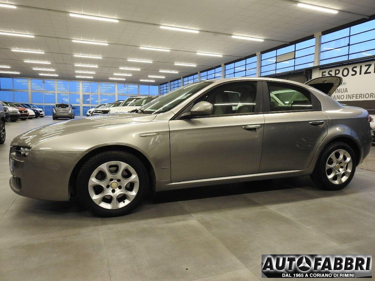 Alfa Romeo 159 1.9 JTS 16V Distinctive (7)