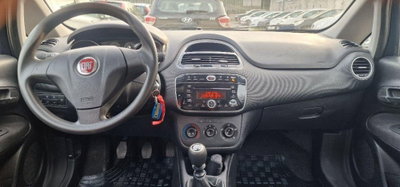 Fiat Punto 1.4 8V 5 porte Easypower Street (18)