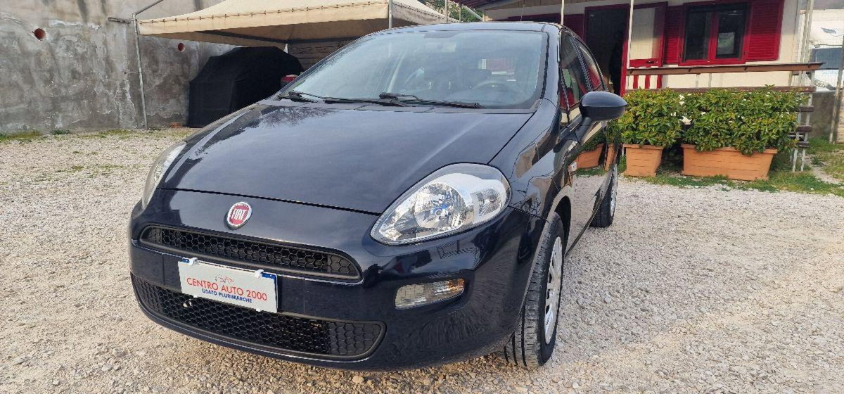 Fiat Punto 1.4 8V 5 porte Easypower Street (2)