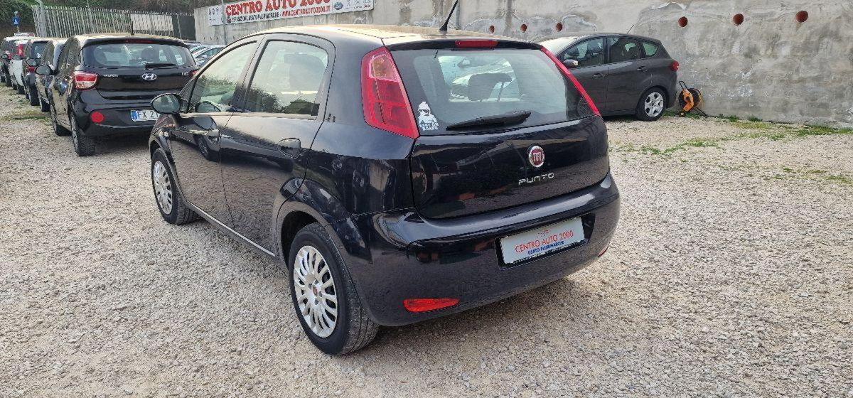 Fiat Punto 1.4 8V 5 porte Easypower Street (5)