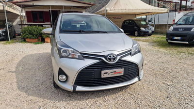 Toyota Yaris 1.0 5 porte Lounge usata