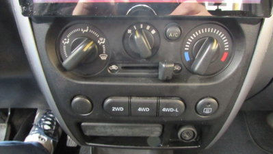 Suzuki Jimny 1.5 DDiS cat 4WD JLX Più (14)