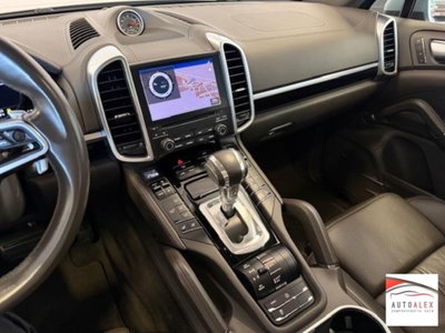 Porsche Cayenne 3.0 Diesel Platinum Edition (12)