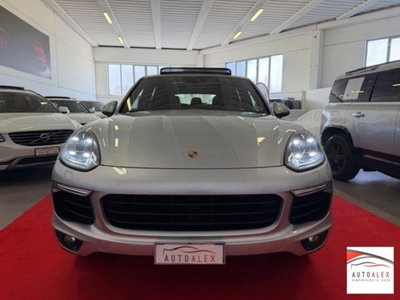 Porsche Cayenne 3.0 Diesel Platinum Edition (2)