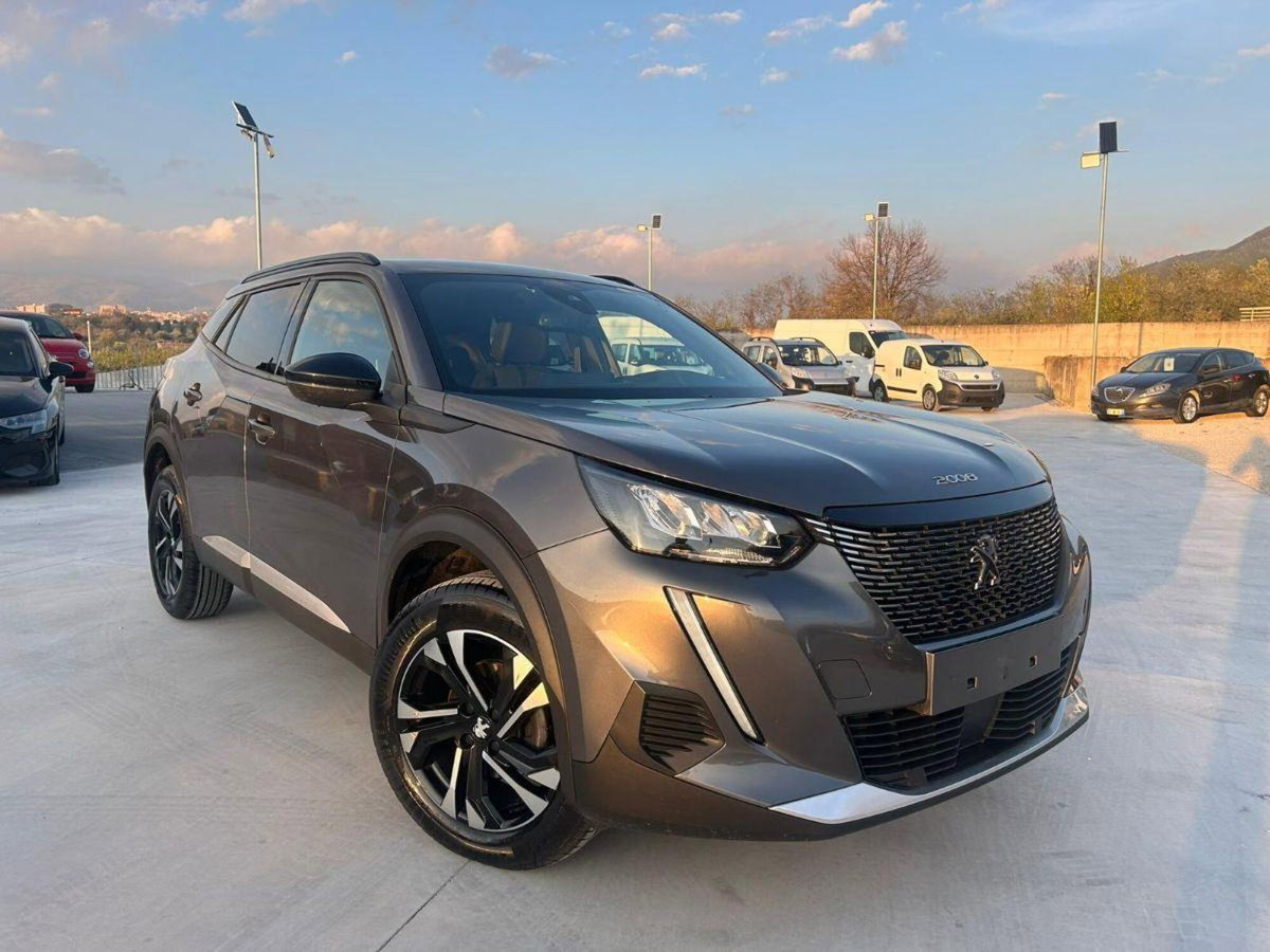 Peugeot 2008 PureTech 100 S&S Allure Pack