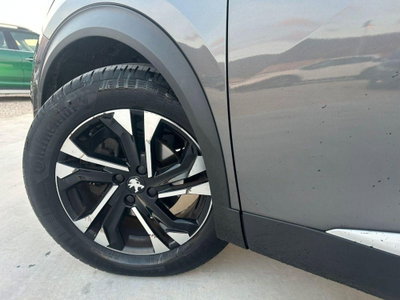 Peugeot 2008 PureTech 100 S&S Allure Pack (19)