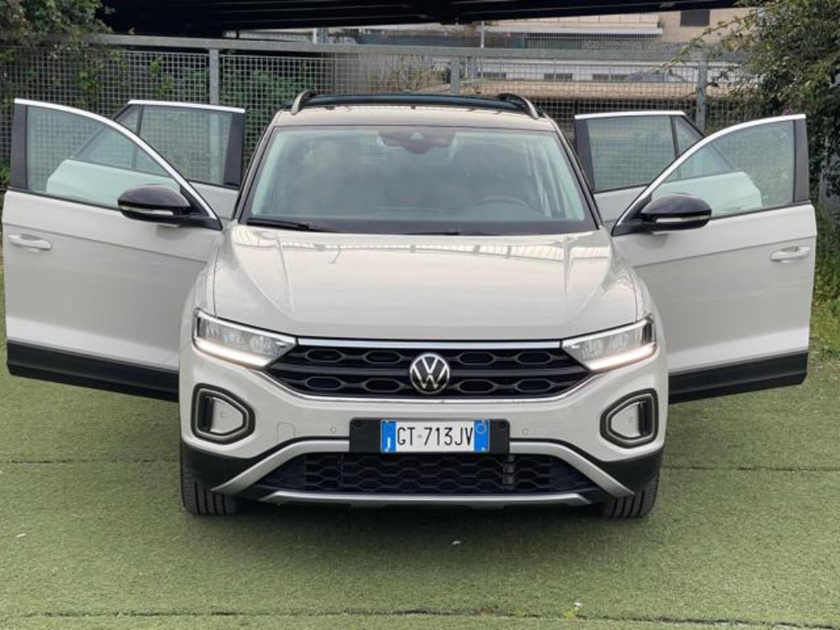Volkswagen T-Roc 1.0 tsi Life 115cv (4)