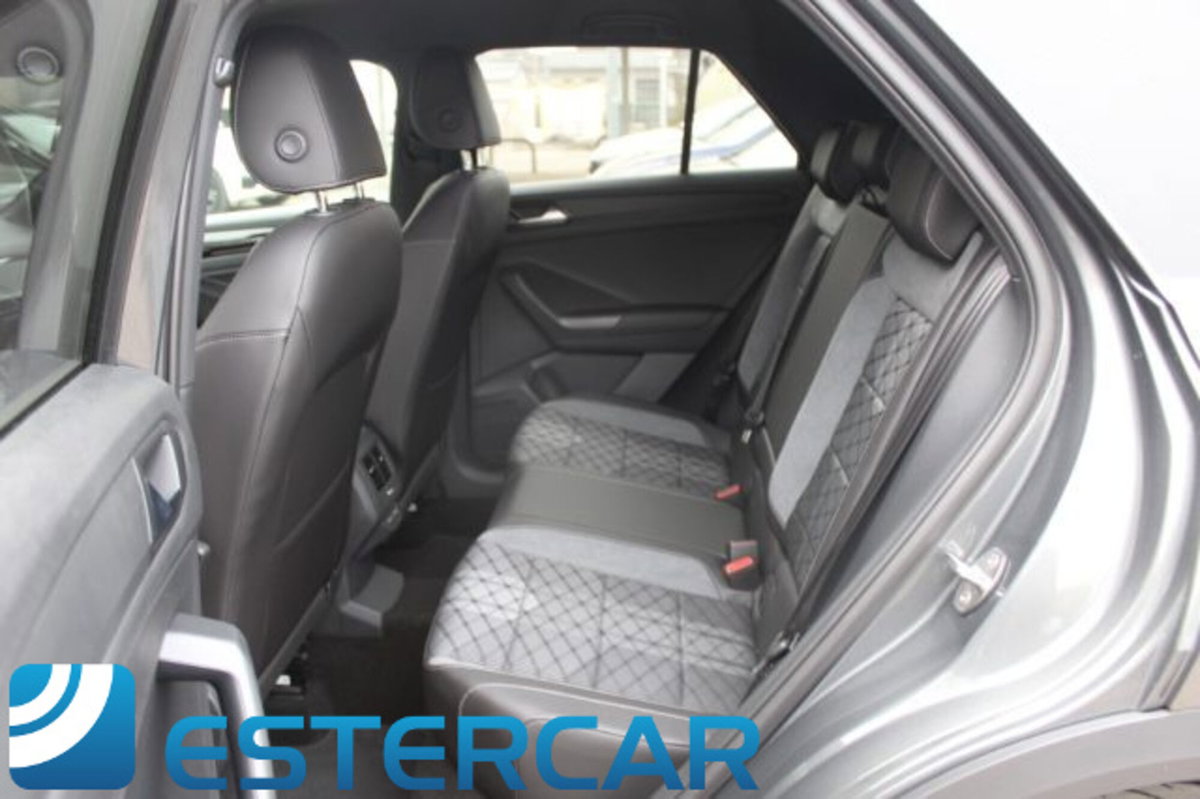 Volkswagen T-Roc 2.0 tdi R-Line 115cv (12)