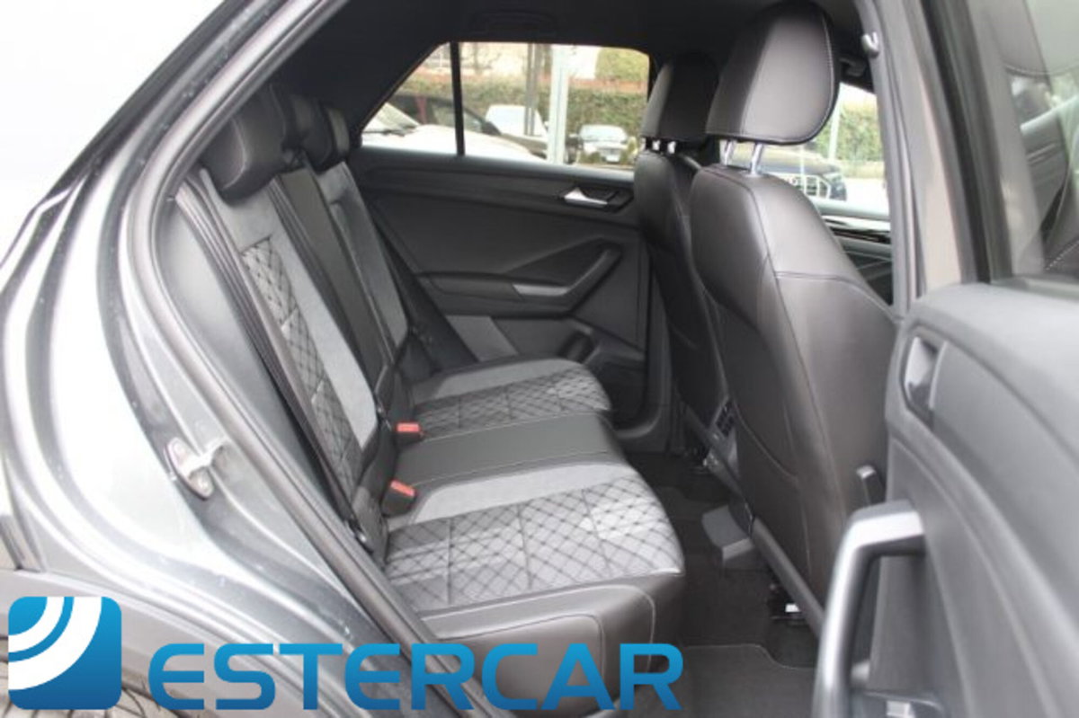 Volkswagen T-Roc 2.0 tdi R-Line 115cv (6)