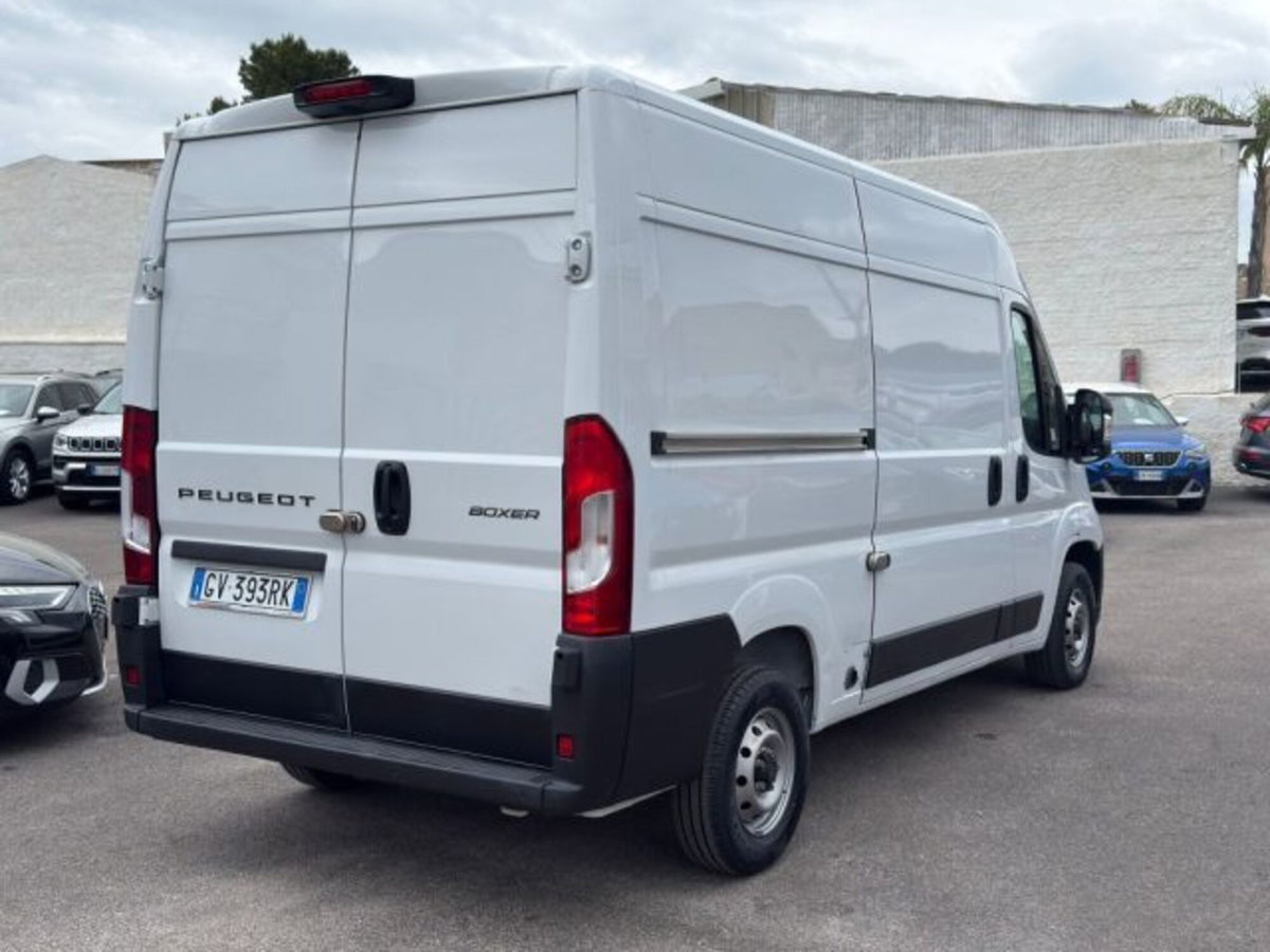 Peugeot Boxer Furgone Heavy 35 L2H2 2.2 diesel 140cv S&S (4)