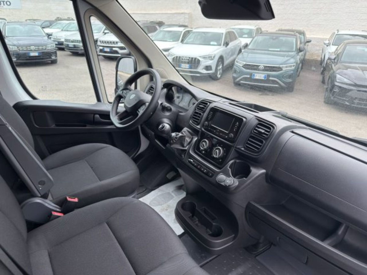 Peugeot Boxer Furgone Heavy 35 L2H2 2.2 diesel 140cv S&S (6)