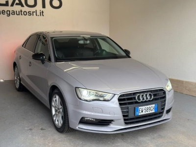 Audi A3 Sedan 1.4 TFSI 125 CV Attraction (2)