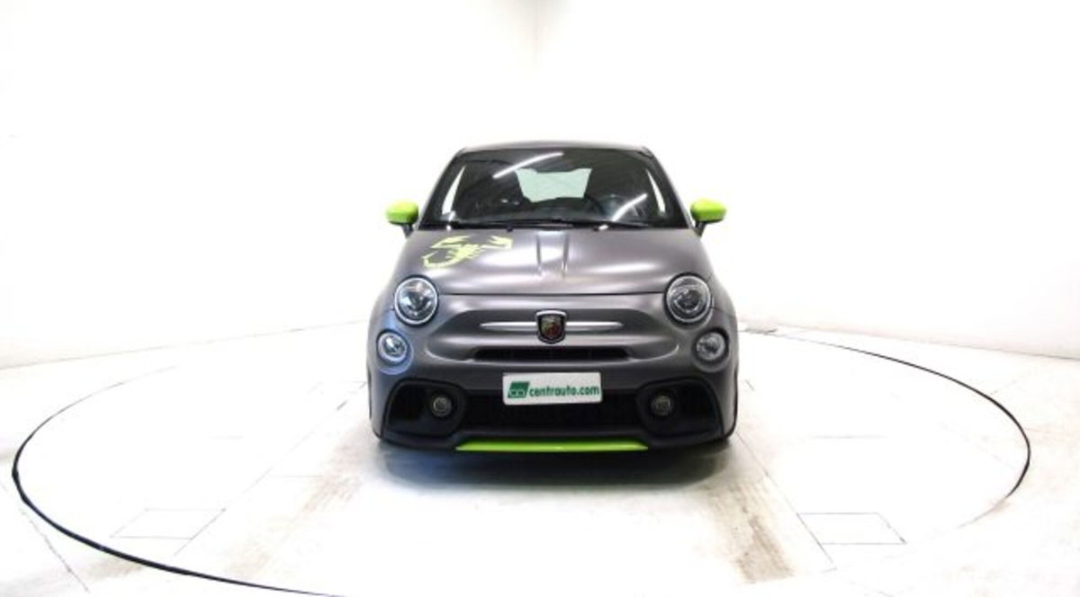 Abarth 595 595 1.4 Turbo T-Jet 165 CV Pista (2)