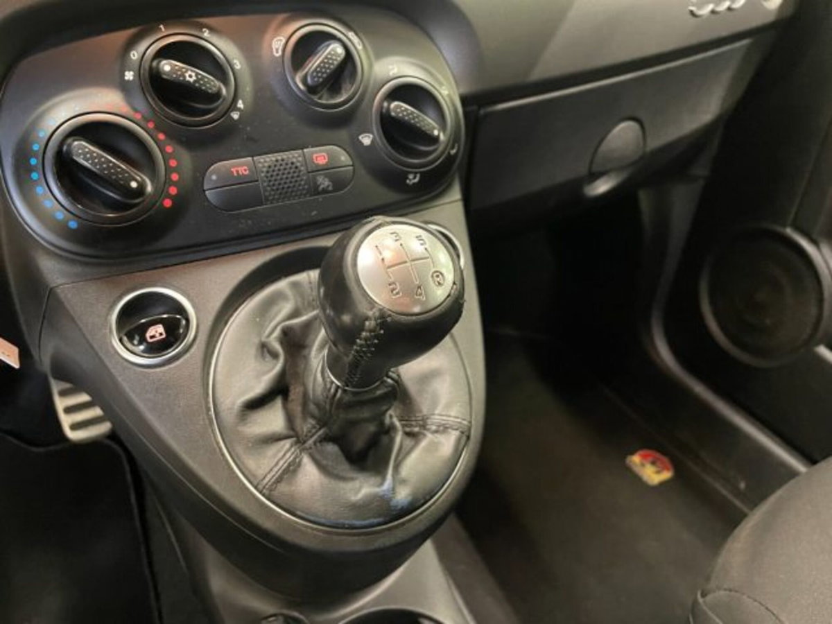 Abarth 595 595 1.4 Turbo T-Jet 165 CV Pista (9)