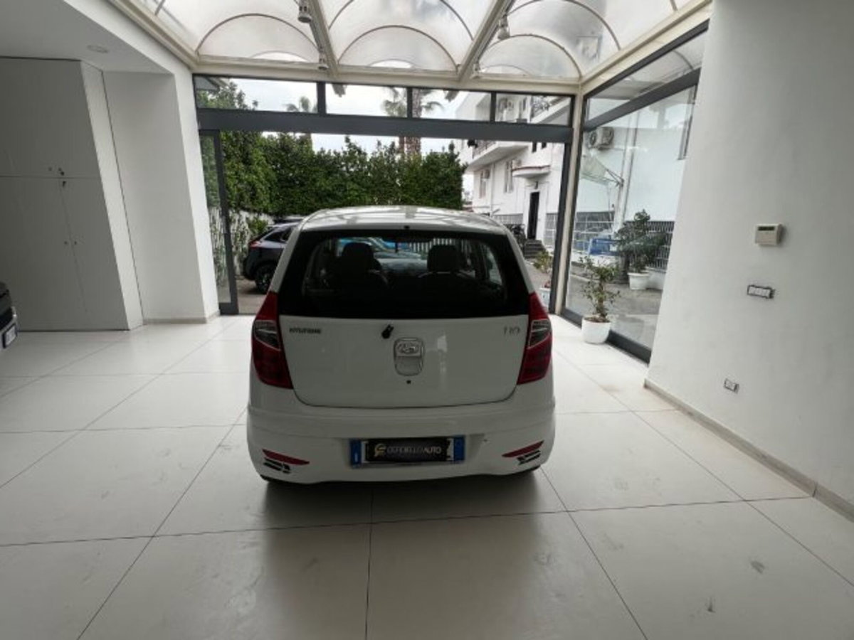 Hyundai i10 1.1 12V BlueDrive GPL Sound Edition (4)