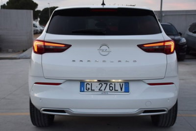 Opel Grandland 1.5 diesel Ecotec aut. Business Elegance (5)