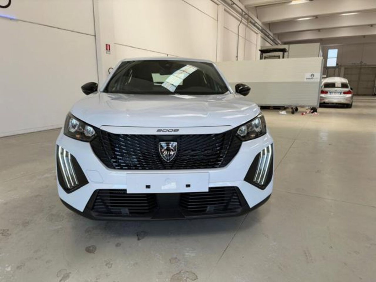 Peugeot 2008 PureTech 100 S&S Active (2)