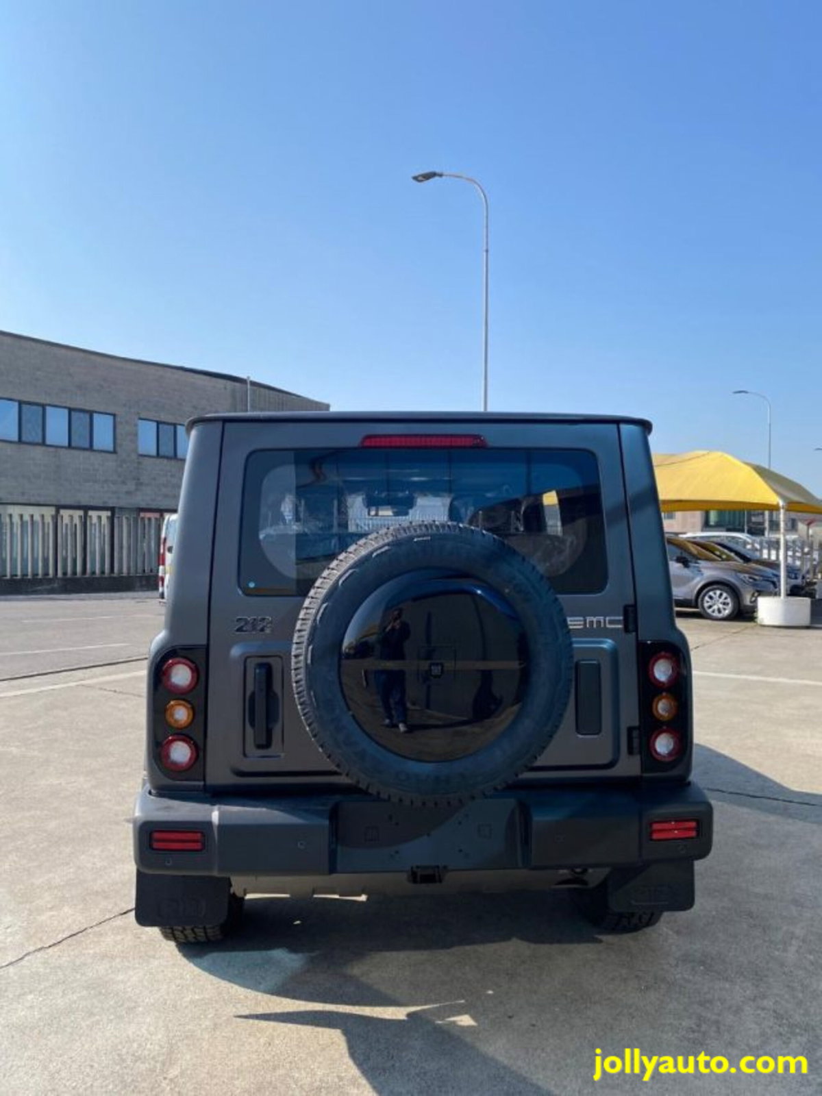 Emc 212 212 2.0 tdi Diesel 4wd 8at (5)