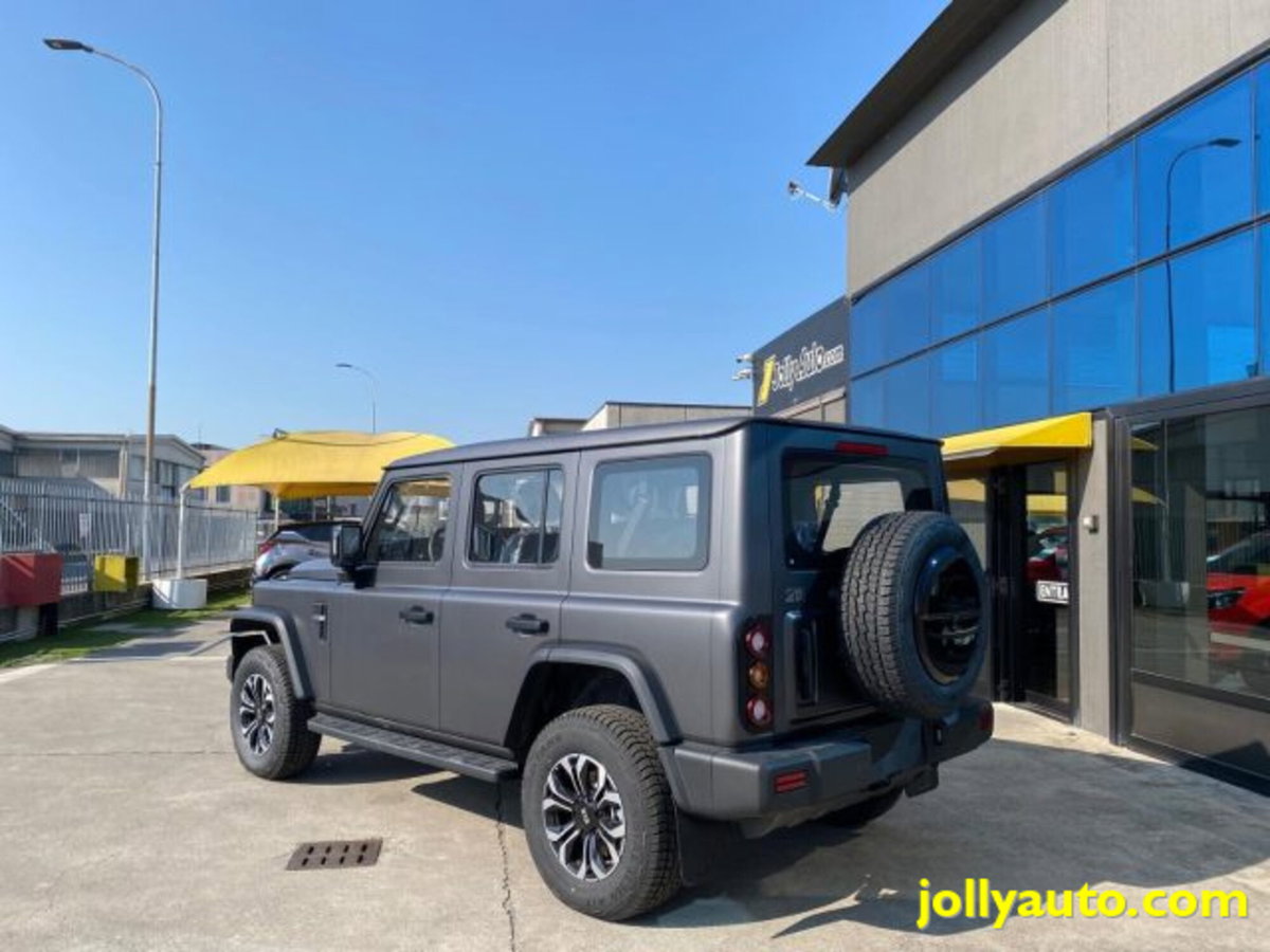 Emc 212 212 2.0 tdi Diesel 4wd 8at (6)