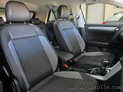 Volkswagen T-Roc 2.0 tdi Life 150cv dsg (17)