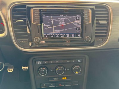 Volkswagen Maggiolino Cabrio 1.2 TSI Design (5)