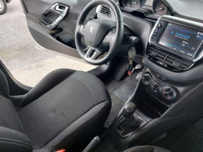 Peugeot 208 82 5 porte Allure (16)