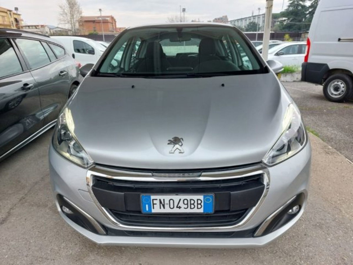 Peugeot 208 82 5 porte Allure (2)