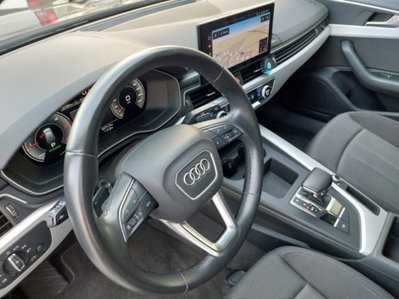 Audi A4 Avant 30 TDI/136 CV S tronic S line edition (20)