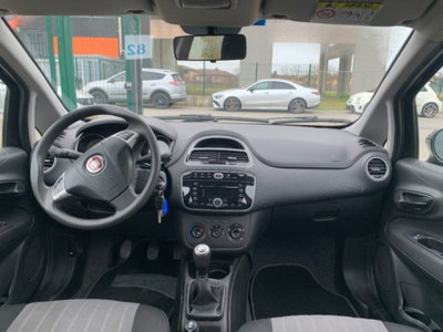 Fiat Punto 1.3 MJT II S&S 95 CV 5 porte Street (13)