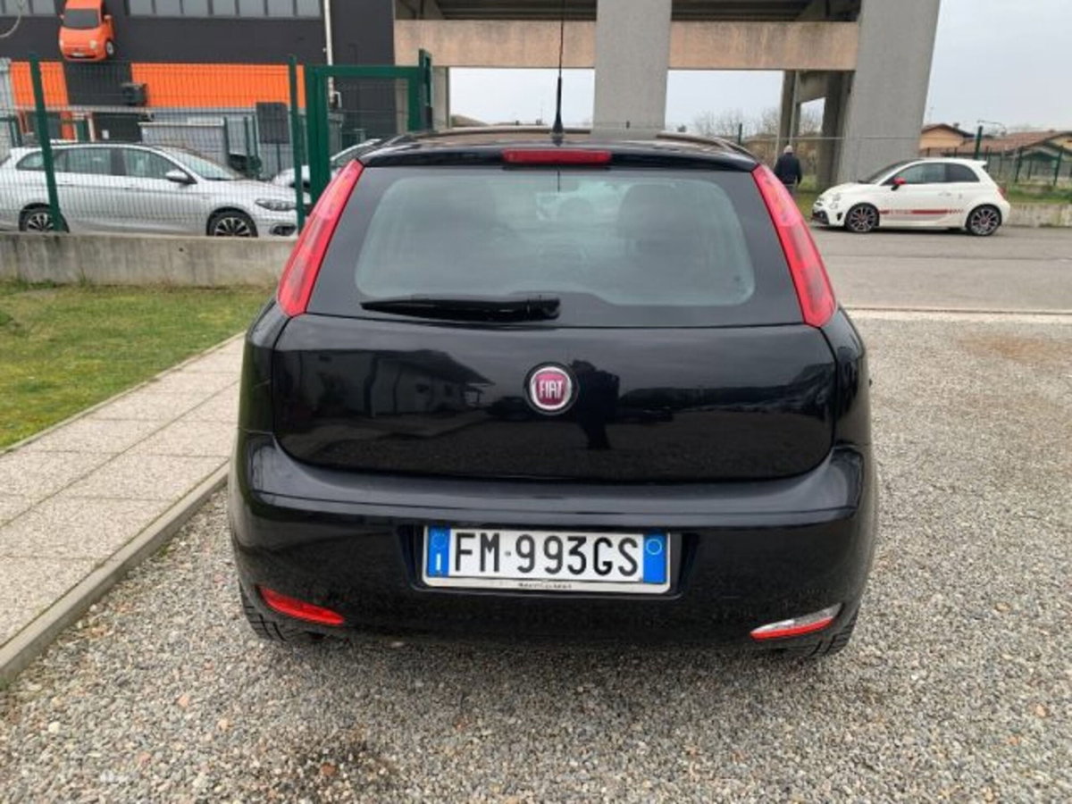 Fiat Punto 1.3 MJT II S&S 95 CV 5 porte Street (6)