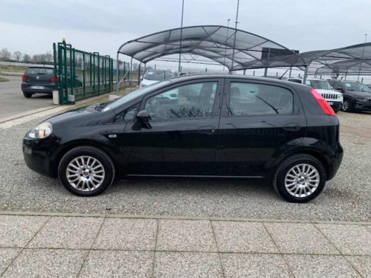 Fiat Punto 1.3 MJT II S&S 95 CV 5 porte Street (8)