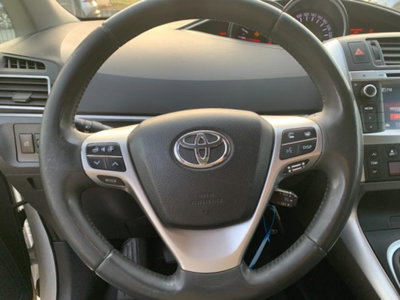 Toyota Verso 1.6 D-4D 7 posti (15)