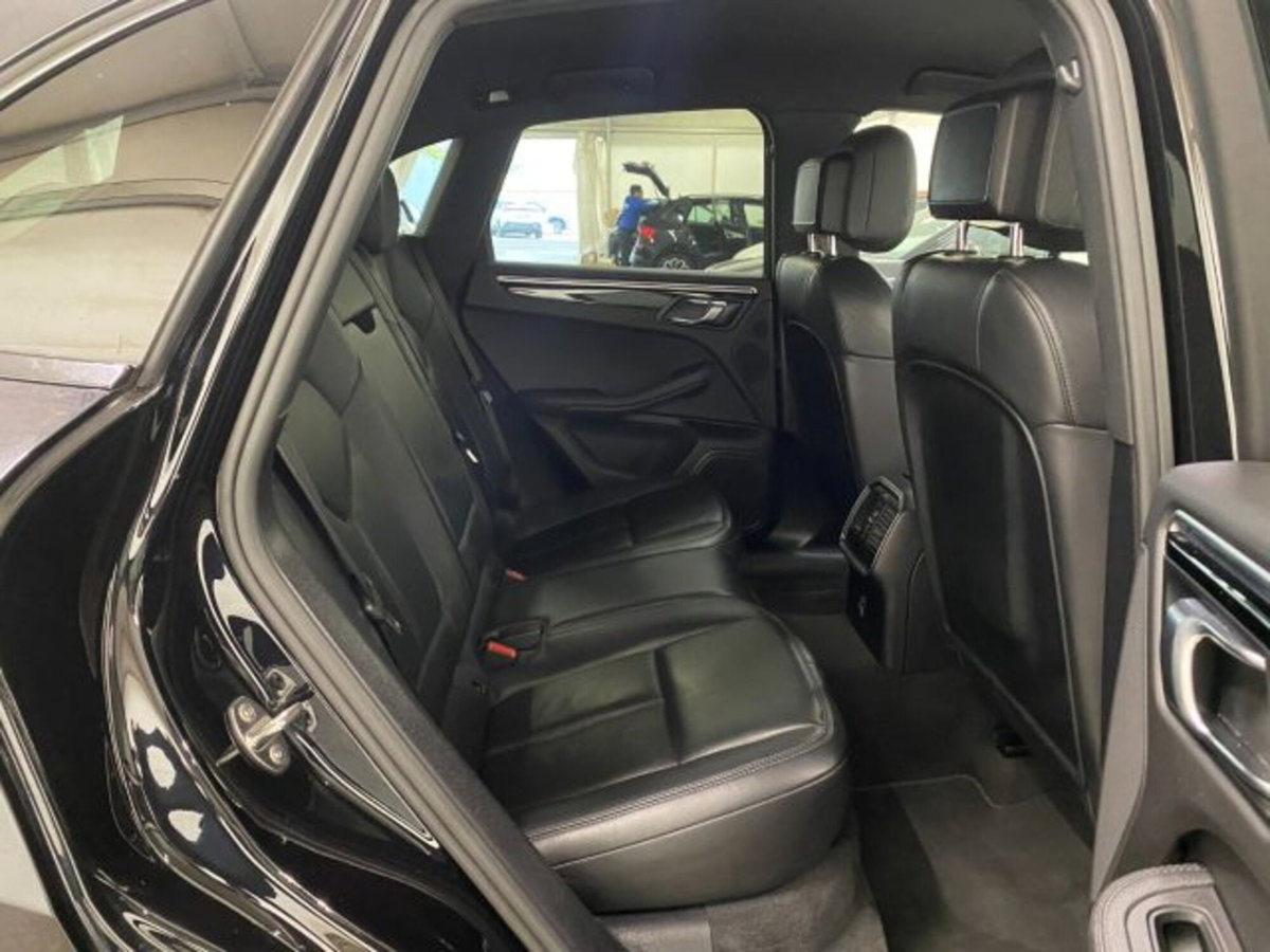 Porsche Macan S (10)