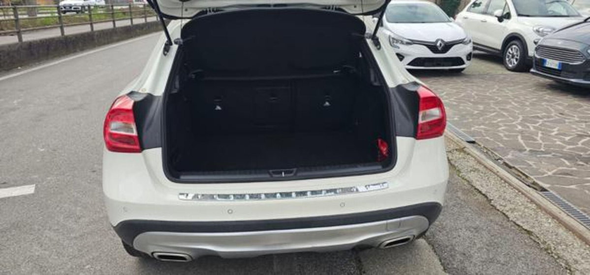 Mercedes-Benz GLA SUV 200 CDI Automatic Sport (13)