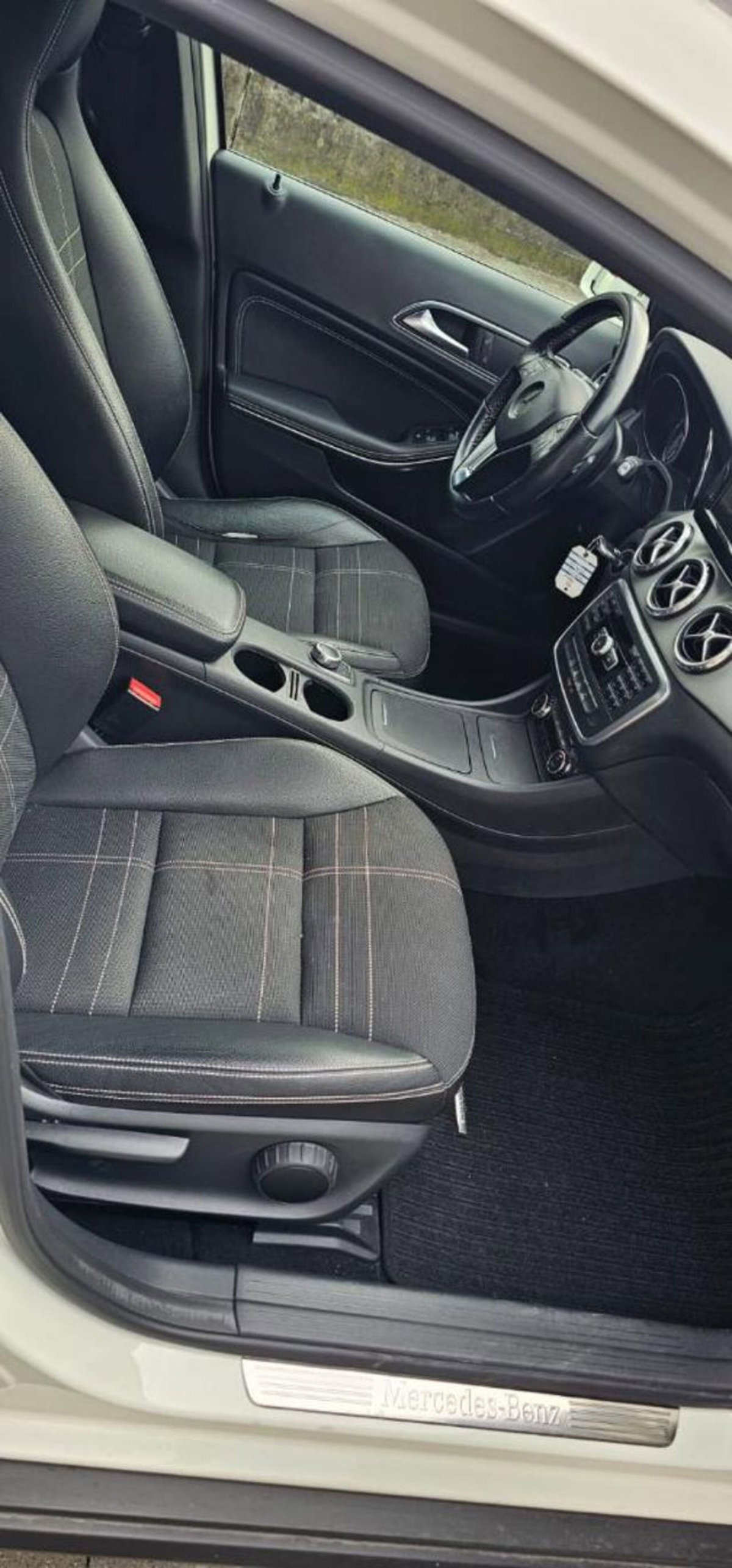 Mercedes-Benz GLA SUV 200 CDI Automatic Sport (16)