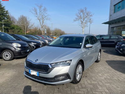Skoda Octavia Station Wagon 2.0 TDI EVO SCR DSG Wagon Style usata