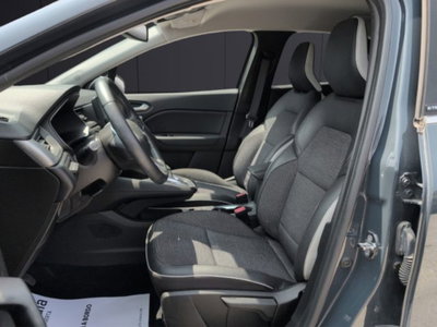 Renault Captur Plug-in Hybrid E-Tech 160 CV Intens (13)